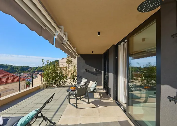 Hedera Estate Hedera A45 *